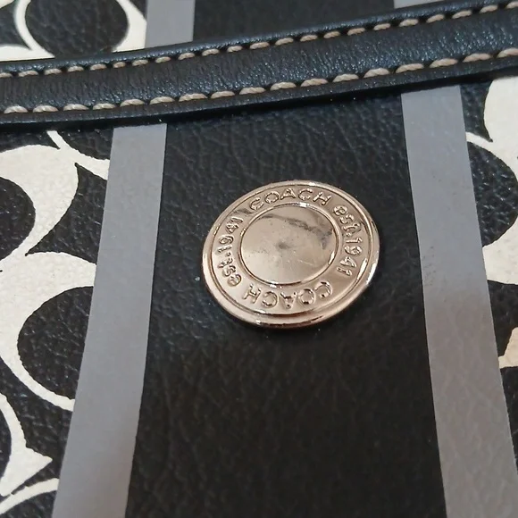 Coach CB - Picture 13 of 13